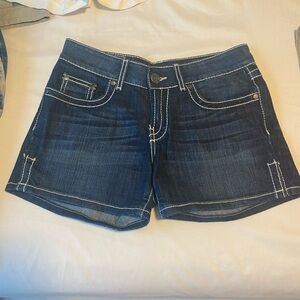 BKE Blue Jean Shorts Classic Mid-Thigh Style